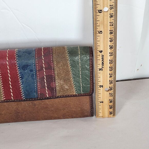Vintage Fossil Genuine Leather Trifold Wallet Patchwork‎ Womens, 7"Lx 4.25"H - Picture 3 of 14